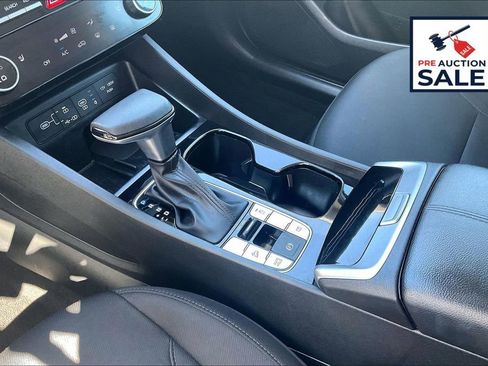 Used 2025 Hyundai Tucson SEL FWD image 16
