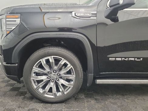 Used 2024 GMC Sierra 1500 Denali w/ Denali Reserve Package image 9