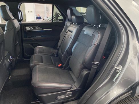 New 2026 Ford Explorer ST AWD/4WD image 17