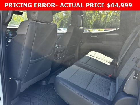 Used 2025 Chevrolet Silverado 1500 ZR2 w/ Technology Package image 16