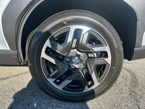 Used 2025 Subaru Forester Premium image 10