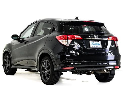 Used 2022 Honda HR-V Sport image 8