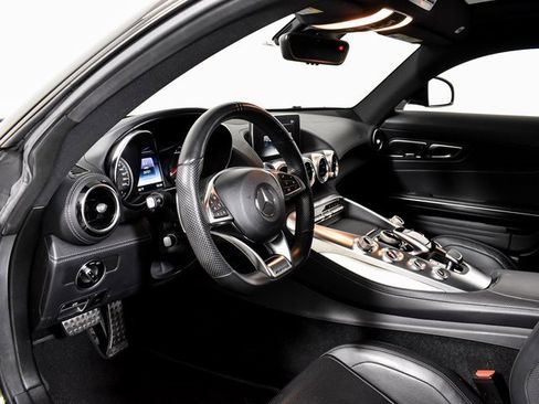 Used 2019 Mercedes-Benz AMG GT Coupe image 18