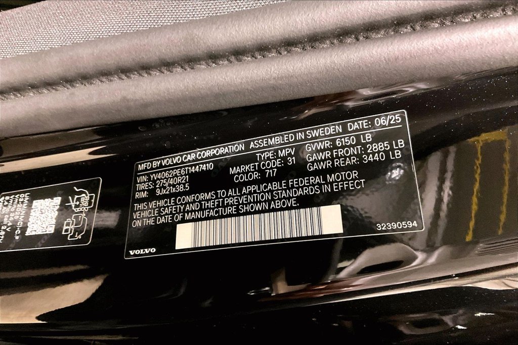 Certified 2026 Volvo XC90 B6 Plus w/ Protection Package Premier AWD/4WD image 19