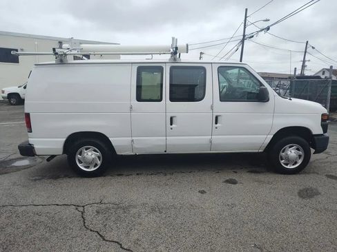 Used 2013 Ford E-150 and Econoline 150 w/ PWR Group RWD image 6