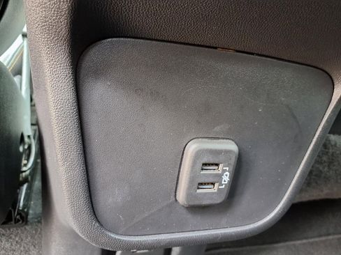 Used 2020 Chevrolet Equinox Premier FWD image 28