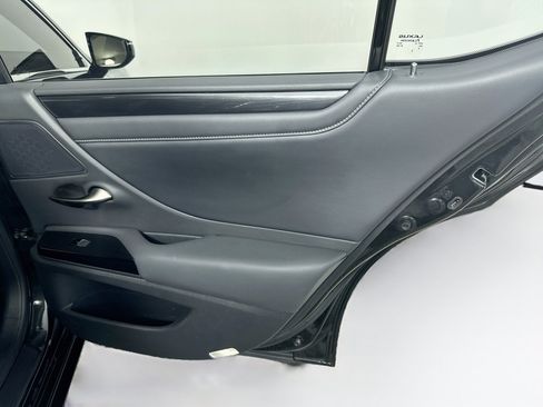 Used 2023 Lexus ES 350 w/ Accessory Package (Z1) FWD image 32