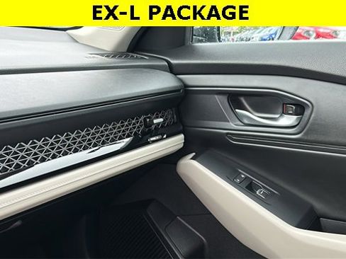 Used 2025 Honda Accord EX-L image 22