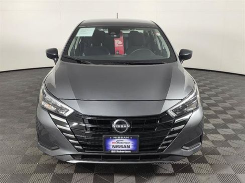 Used 2025 Nissan Versa S FWD image 10