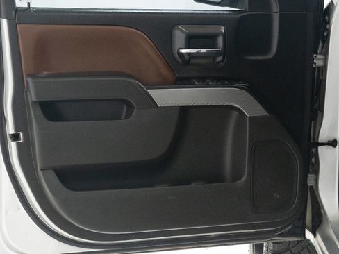 Used 2017 Chevrolet Silverado 1500 LT w/ Texas Edition image 30