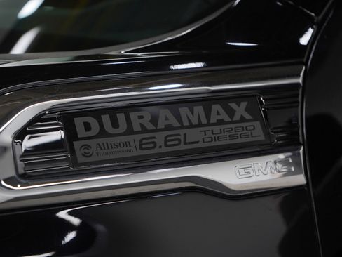 Used 2020 GMC Sierra 2500 Denali w/ Denali Ultimate Package AWD/4WD image 27