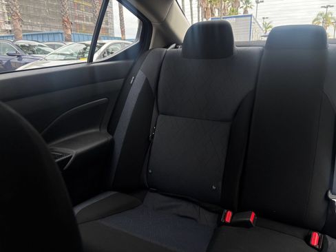 Used 2025 Nissan Versa SV FWD image 37
