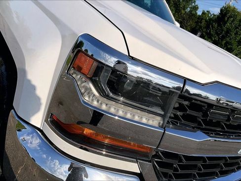 Used 2017 Chevrolet Silverado 1500 LT w/ All Star Edition AWD/4WD image 25