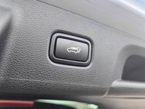 Used 2020 Hyundai Palisade Limited FWD image 16