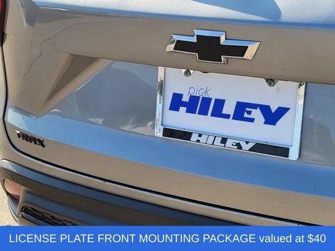 Used 2025 Chevrolet Trax RS w/ Driver Confidence Package FWD image 5