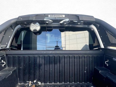 Used 2021 Toyota Tacoma TRD Off-Road w/ Technology Package image 4