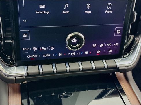 New 2026 GMC Yukon XL Denali w/ Denali Reserve Package image 11