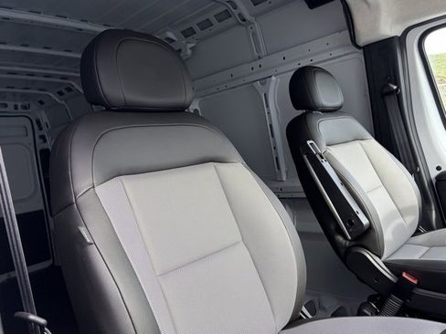 Used 2024 RAM ProMaster 3500 image 29