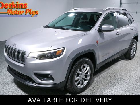 Used 2021 Jeep Cherokee Latitude Lux w/ Comfort/Convenience Group AWD/4WD image 1