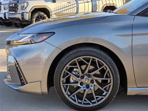 Used 2025 Toyota Camry XSE image 5
