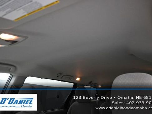 Used 2017 Toyota Sienna LE FWD image 34