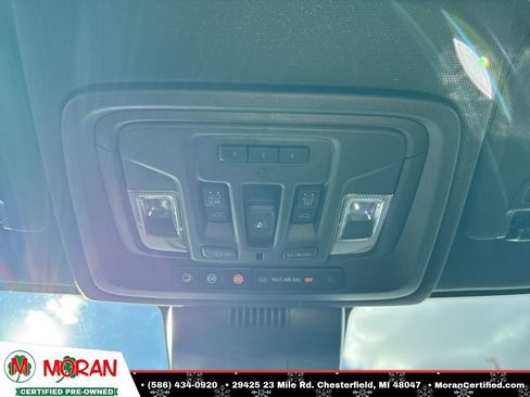 Used 2022 Chevrolet Silverado 1500 ZR2 w/ Technology Package image 28