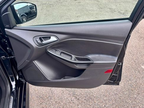 Used 2017 Ford Focus RS image 10