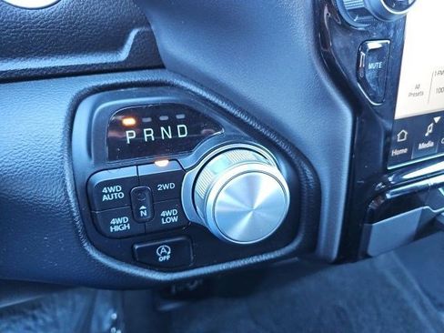 Used 2024 RAM 1500 Laramie image 24