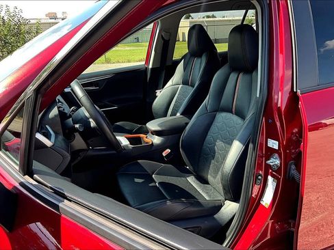 Used 2023 Toyota RAV4 Adventure image 36