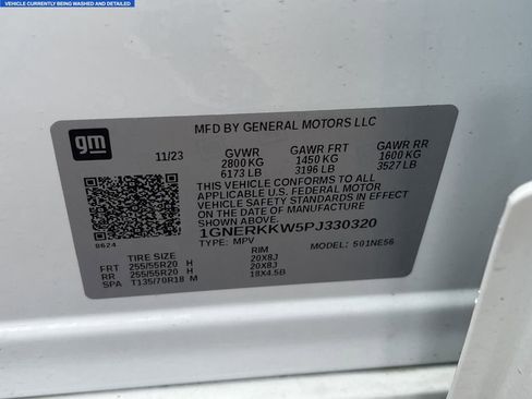 Used 2023 Chevrolet Traverse Premier image 14