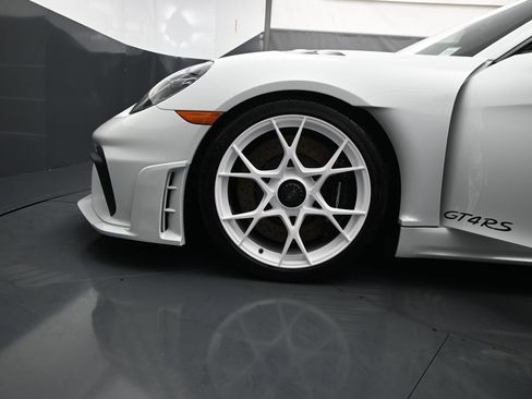 Certified 2024 Porsche 718 Cayman GT4 RS RWD image 6