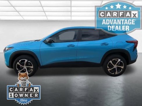 Used 2025 Chevrolet Trax RS w/ Driver Confidence Package image 24