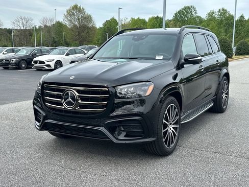 New 2026 Mercedes-Benz GLS 450 4MATIC image 3
