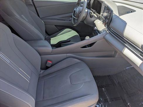 Used 2021 Hyundai Elantra SEL w/ Cargo Package FWD image 19