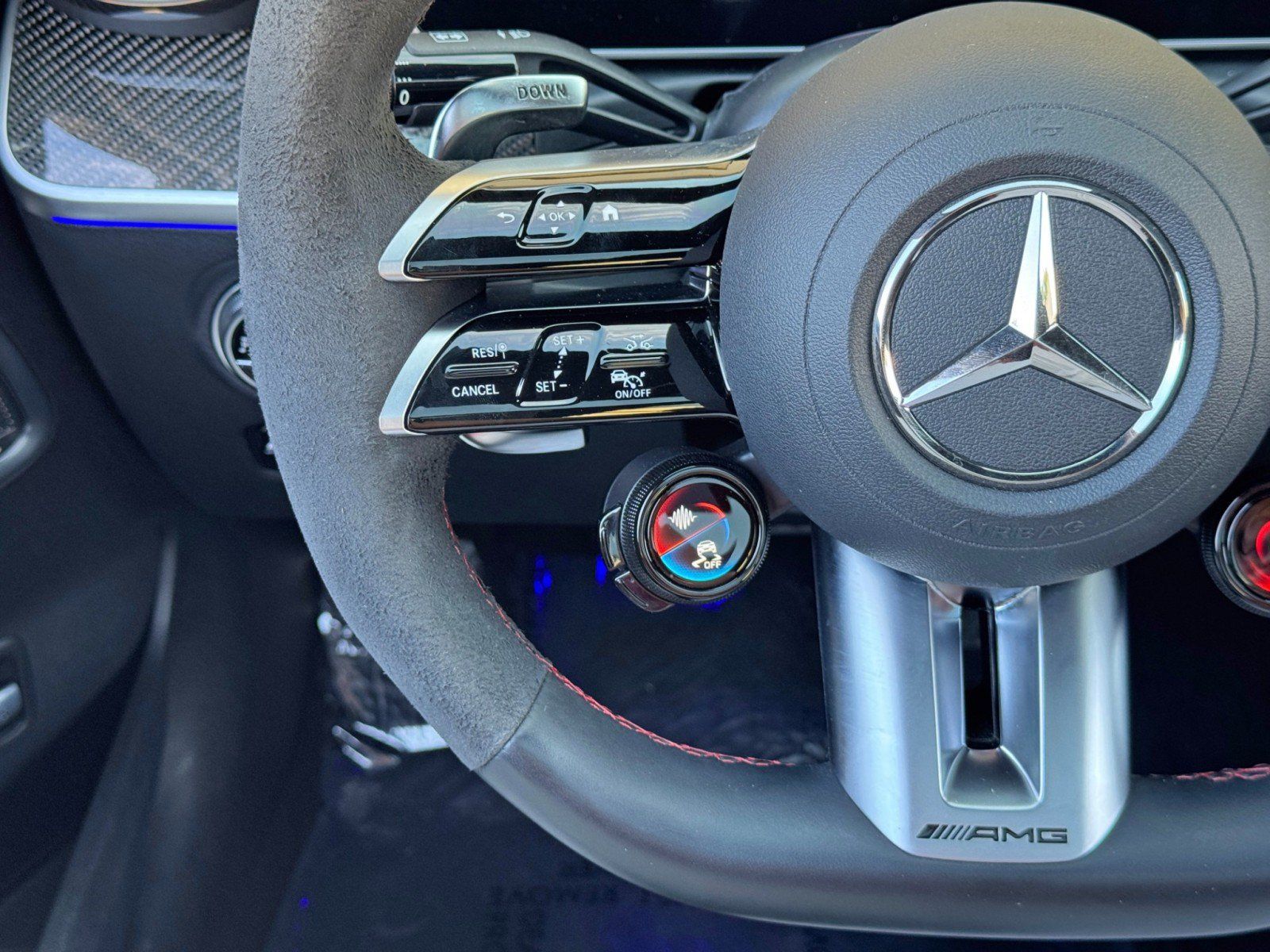 Used 2024 Mercedes-Benz C 36 AMG S image 23