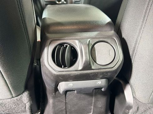 Used 2020 Jeep Wrangler Unlimited Sport S AWD/4WD image 26