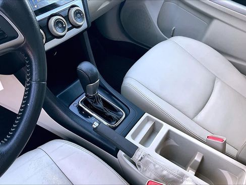 Used 2015 Subaru Crosstrek 2.0i Limited image 16