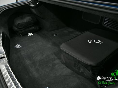 Used 2025 Bentley Flying Spur Plug-In Hybrid image 69