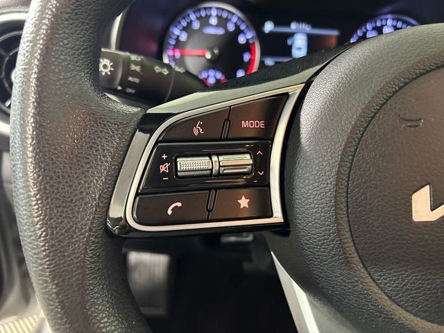 Used 2023 Kia Forte LXS FWD image 16