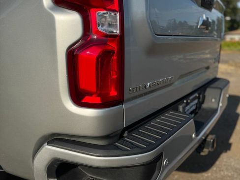 Used 2022 Chevrolet Silverado 3500 High Country w/ Technology Package AWD/4WD image 47