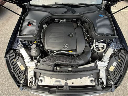 Used 2022 Mercedes-Benz GLC 300 4MATIC w/ Multimedia Package Lite image 34