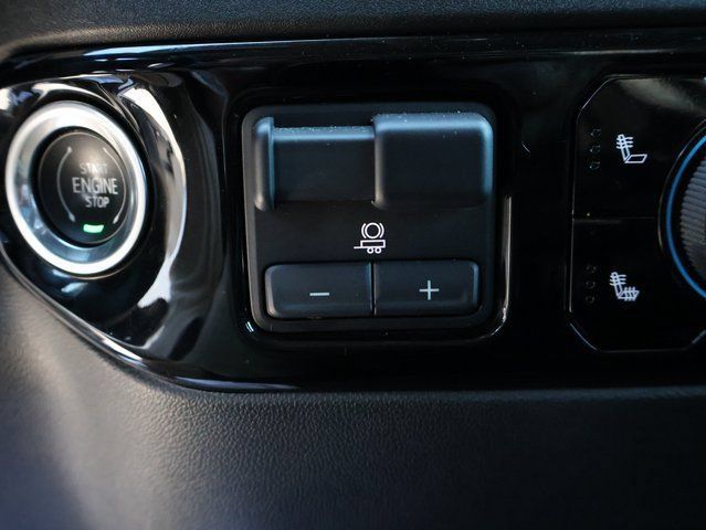 Used 2024 Chevrolet Silverado 2500 LTZ AWD/4WD image 33
