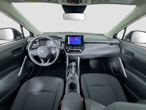 Used 2024 Toyota Corolla Cross LE w/ Moonroof Package AWD/4WD image 13