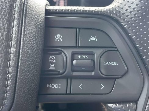 Used 2025 Toyota Tacoma SR5 AWD/4WD image 21