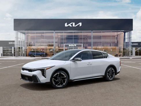 New 2026 Kia K4 GT-Line w/ GT-Line Premium Package FWD image 3