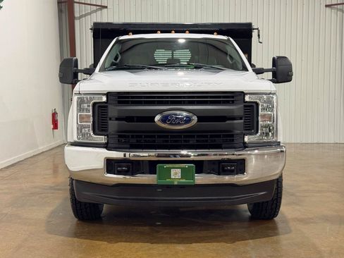 Used 2017 Ford F350 XL w/ Power Equipment Group AWD/4WD image 2