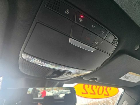 Used 2022 Mercedes-Benz GLC 300 4MATIC image 35