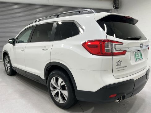Certified 2024 Subaru Ascent Premium w/ Convenience Package image 6