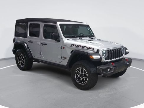Used 2024 Jeep Wrangler Unlimited Rubicon w/ Safety Group AWD/4WD image 3
