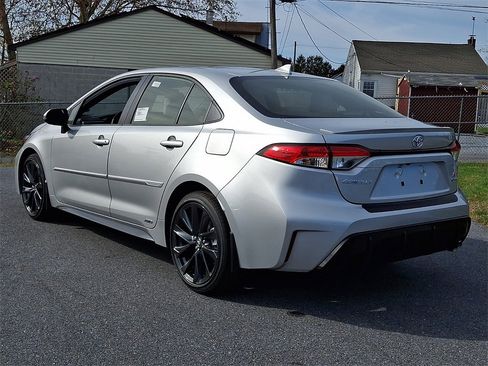 New 2026 Toyota Corolla SE image 7